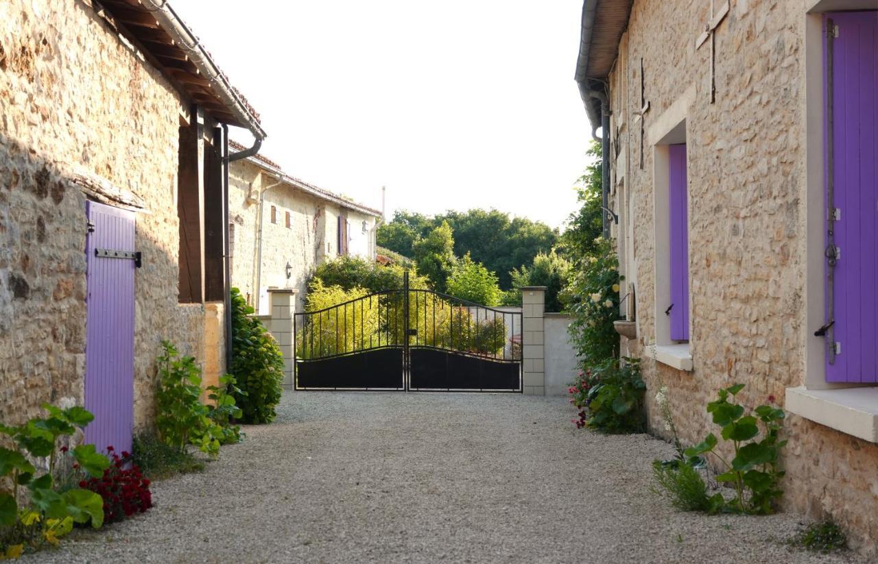 Gite Rural La Maison Mauve Ventouse Esterno foto